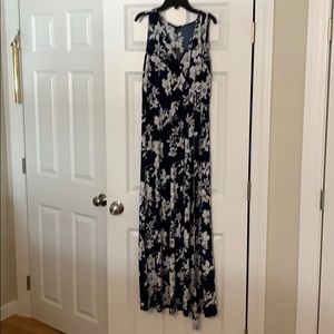 Maxi floral dress